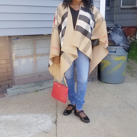 Meet your Posher, Melanie - Picture 12 of 16